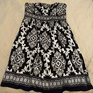 White House Black Market strapless